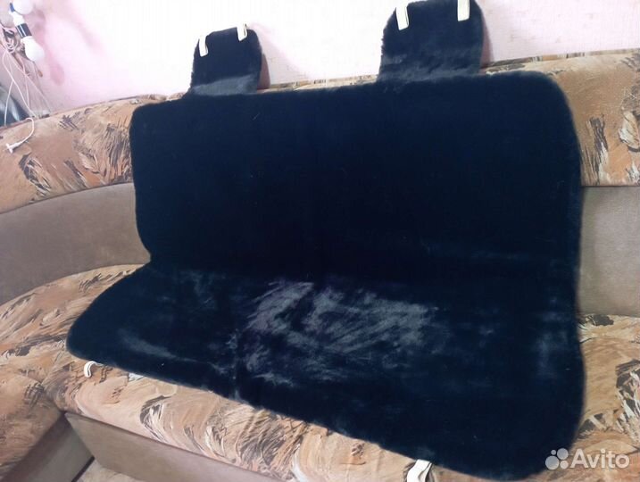 Меховые накидки на заднее сидение автомобиля