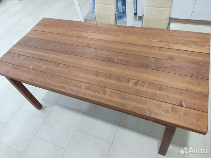 Стол кухонный из массива дерева