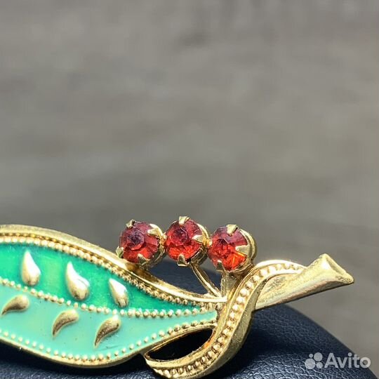 Винтажная Брошь Листочек Ягоды Сделано СССР Ретро