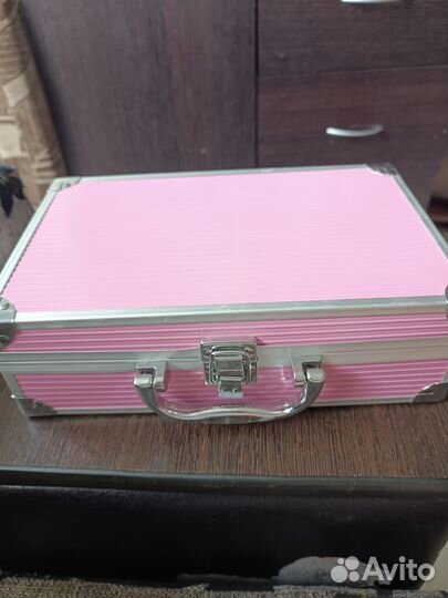 Набор косметики чемодан