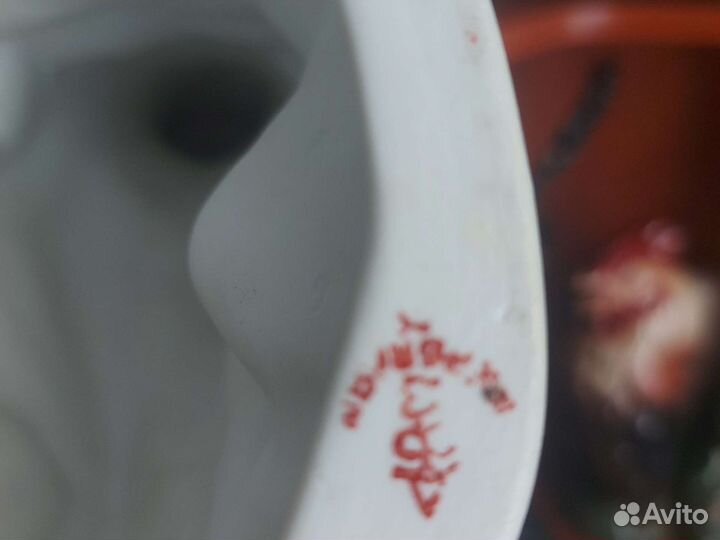 Статуэтка девушка