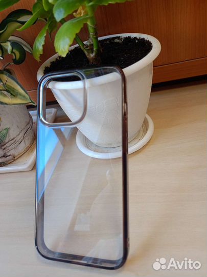 Чехол на iPhone 13 pro поликарбонат