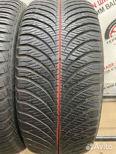 Goodyear Vector 4Seasons 235/55 R17 103M