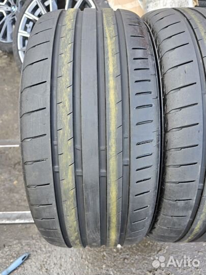 Bridgestone Potenza S007A 245/40 R19 98Y