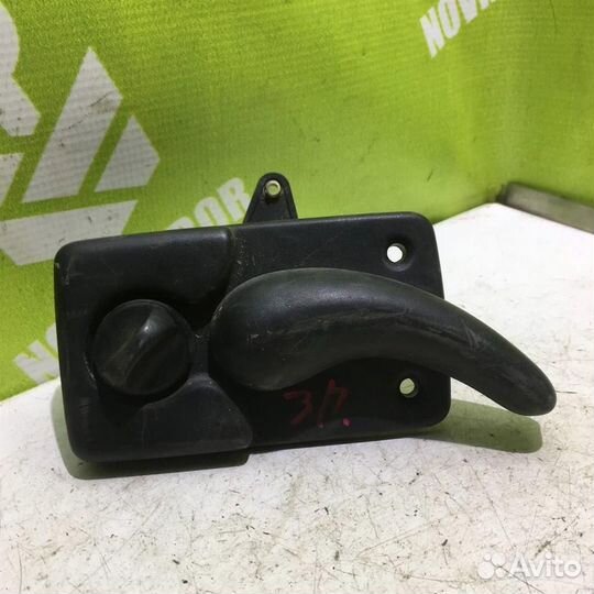 Ручка двери задней внутренняя правая Опель Мовано