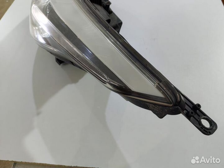 Фара левая на Kia ceed 2013 год