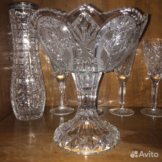 Ваза на ножке разборная 