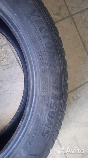 Goodyear Vector 4Seasons 235/50 R18