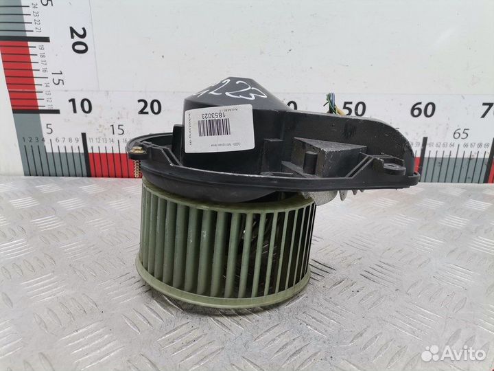Моторчик печки для Audi A4 B5 8D1820021B