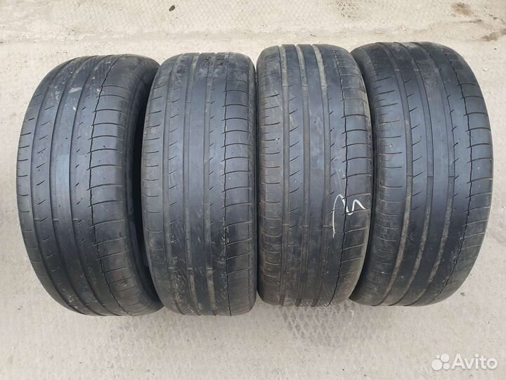 Michelin Latitude Sport 235/55 R17