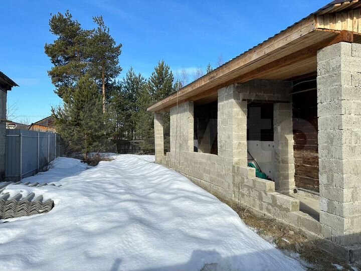 Дом 220 м² на участке 9 сот.