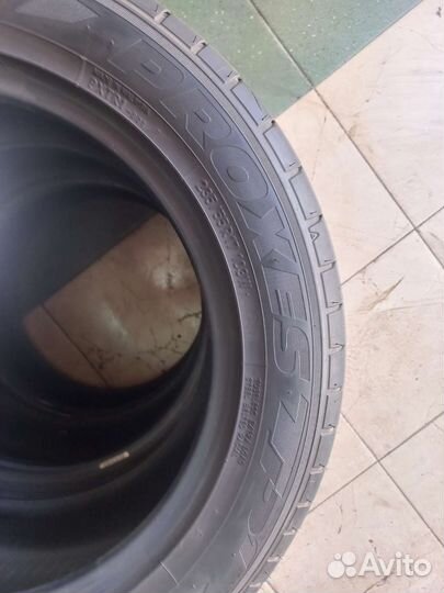 Toyo Proxes TR1 235/55 R17 103W