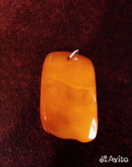 Кулоны винтажные из камня, серебра и янтаря