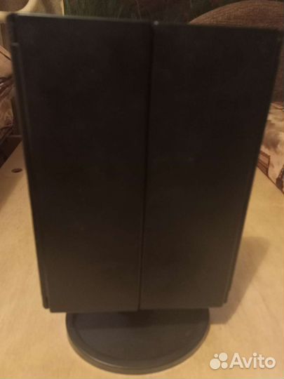 Зеркало настольное для макияжа