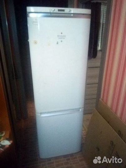 Холодильник Хот Поинт Аристон