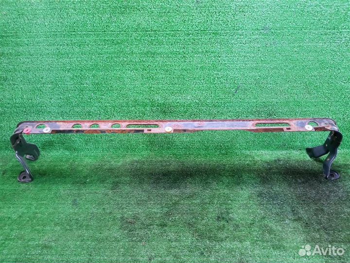 Балка подрадиаторная Ford Focus 2 (2005-2011)