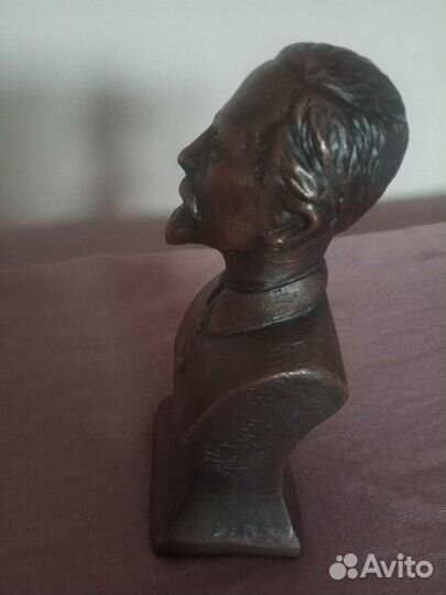 Бюст Ф.Э. Дзержинского