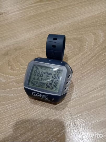 Компьютер для дайвинга Scubapro, Uwatec, SMART Pro