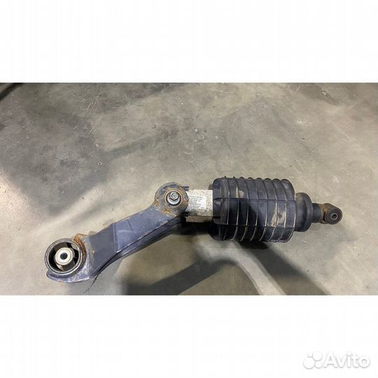 Амортизатор кабины