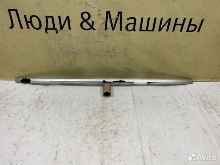 Накладка крышки багажника Land Rover Range Rover