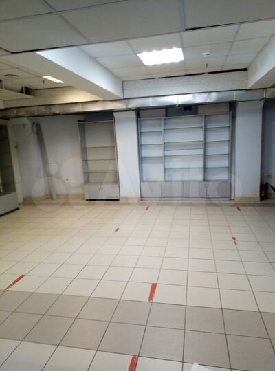 Торговая площадь, 70 м²