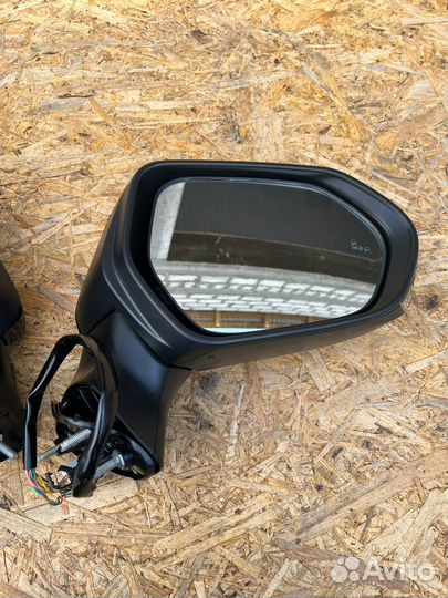 Зеркало Левое Toyota Camry 70 3,5 2018-2023