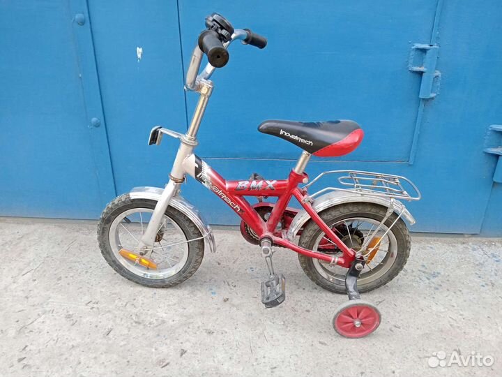 Детский трехколесный велосипед