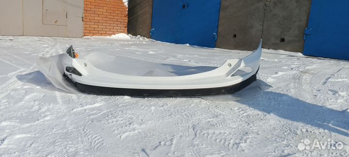 Задний бампер Toyota rav4
