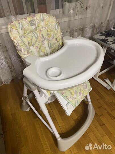 Стульчик для кормления Happy Baby