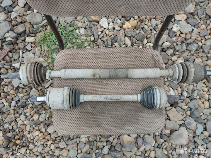 Привод в сборе Лада Гранта,Калина