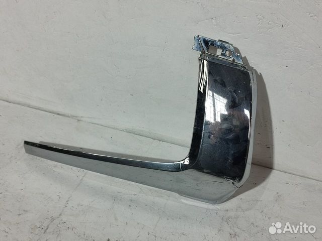 Молдинг переднего бампера левая Mitsubishi Outland