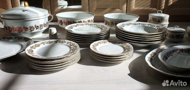 Сервиз Henneberg porzellan 1777. 33 предмета