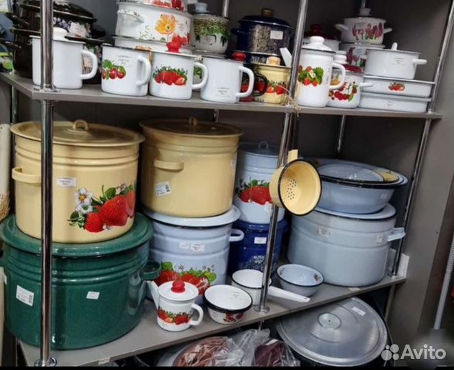 Кастрюля эмалированная большая