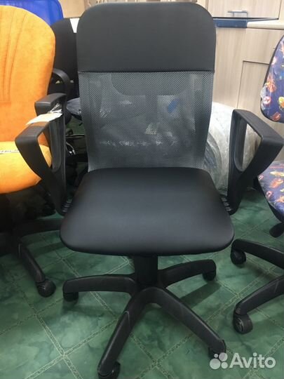 Компьютерное кресло Элегия М1