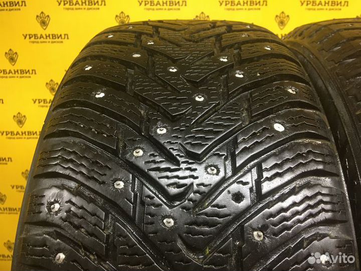 Nokian Tyres Hakkapeliitta 8 225/55 R16 99T