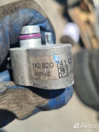 Трубка кондиционера. Шкода Суперб 1.8 fsi