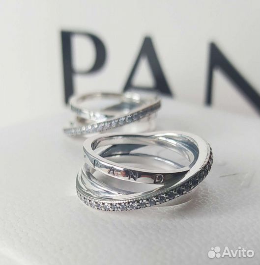 Кольцо Логомания Pandora