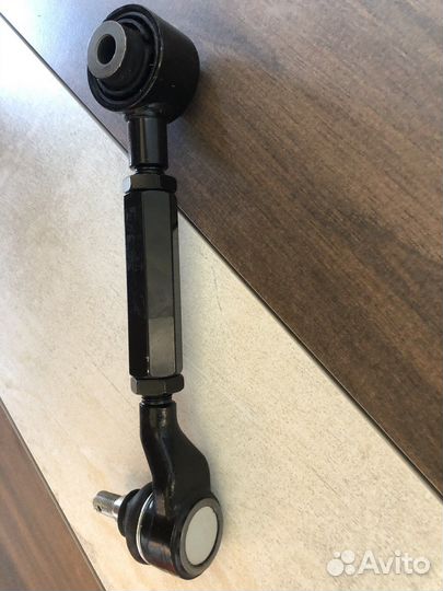 Задний верхний развальный регулируемый рычаг