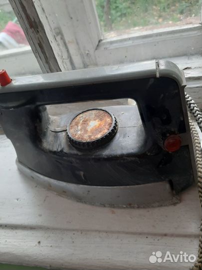 Утюг на запчасти