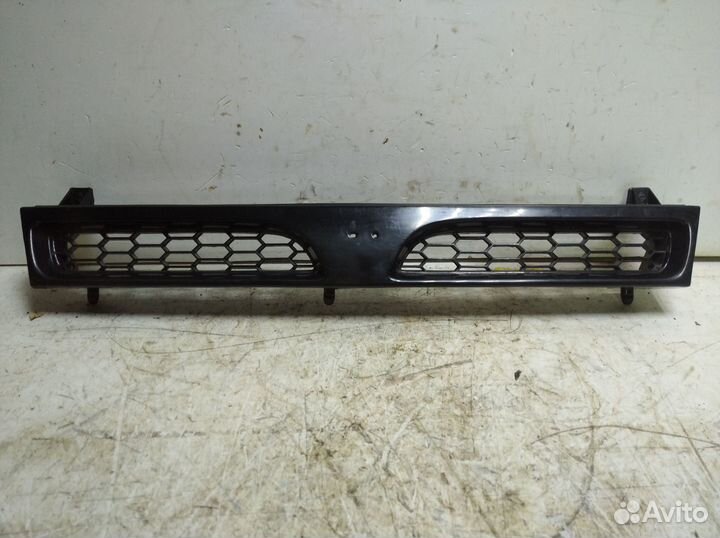 Решетка радиатора Nissan Pulsar N14 1990 - 1994