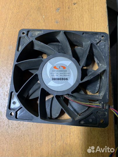 Вентилятор для асика 120*120*38 (кулер 120, 4-pin)