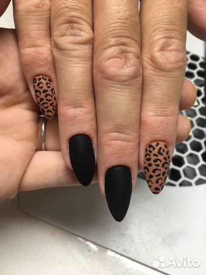 Маникюр, педикюр