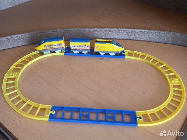 СССР резиновые игрушки и мяч, дорога