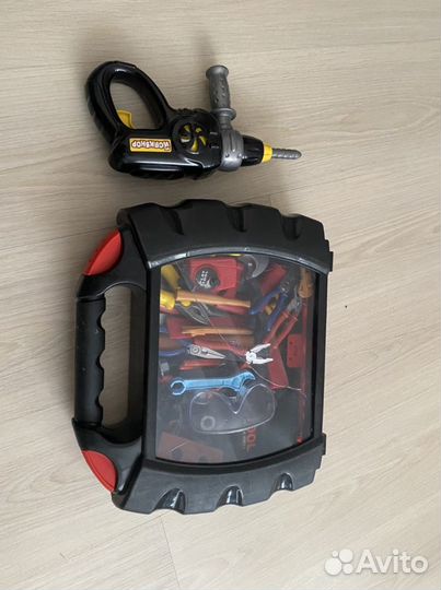 Наборы строительных инструментов (2 штуки)