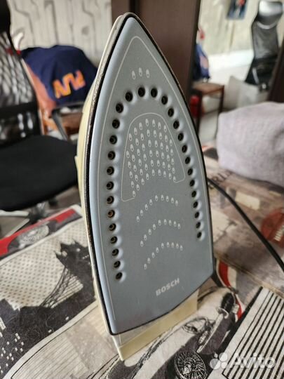 Утюг Bosch TDA-8366 (на запчасти)