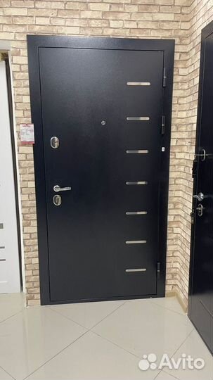 Дверь входная металлическая