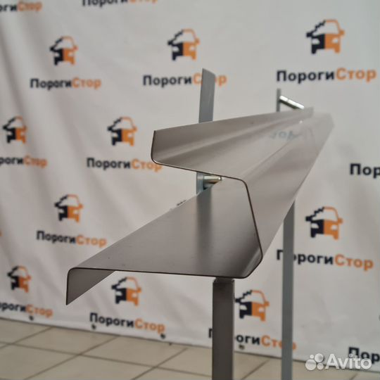 Кузовной порог левой стороны УАЗ Патриот