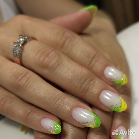 Маникюр педикюр