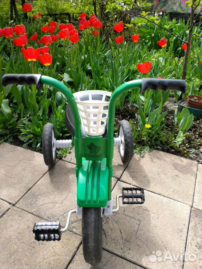 Детский трехколесный велосипед бу