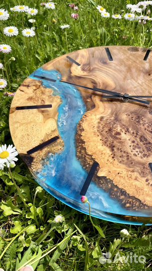 Часы настенные интерьерные